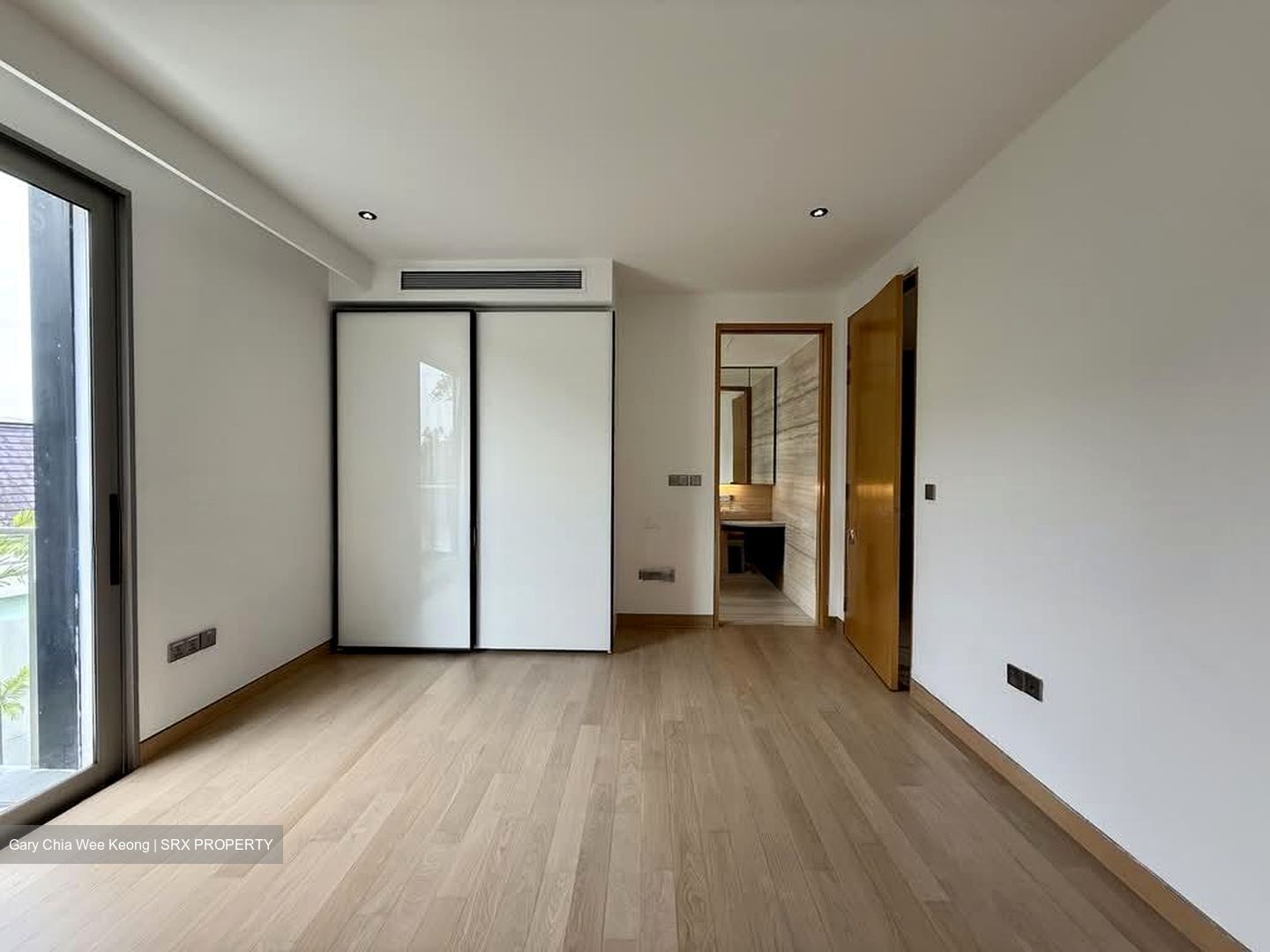 White House Residences (D10), Condominium #569692511
